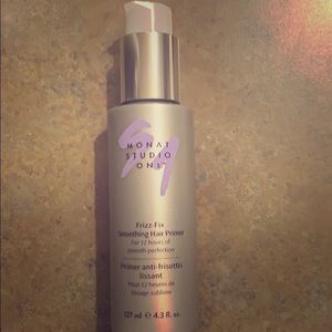 MONAT🌀 Frizz Fix Smoothing Hair Primer.